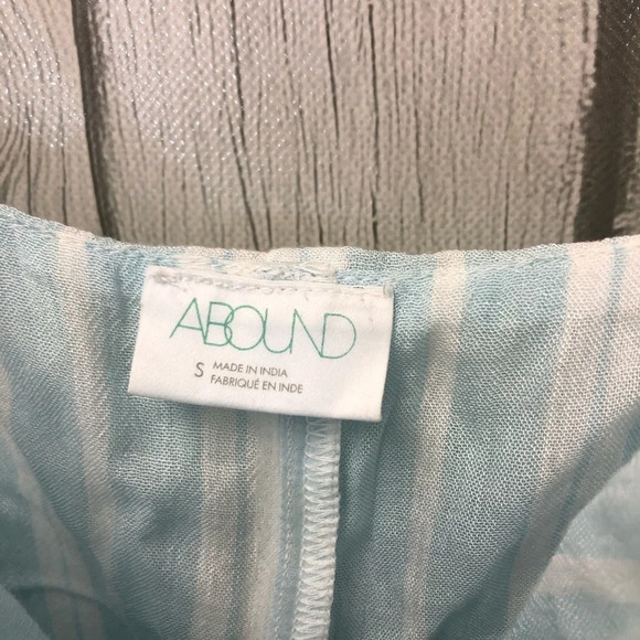 5/$20 Abound blue stripe tank top nwt s - Picture 4 of 5
